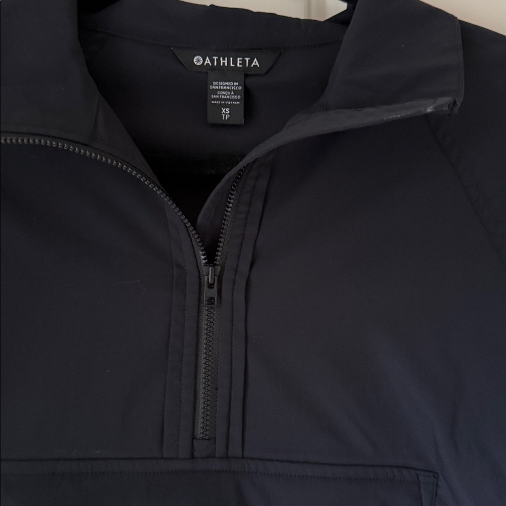 ATHLETA BLACK SOJOURN WINDBREAKER - Picture 12 of 12